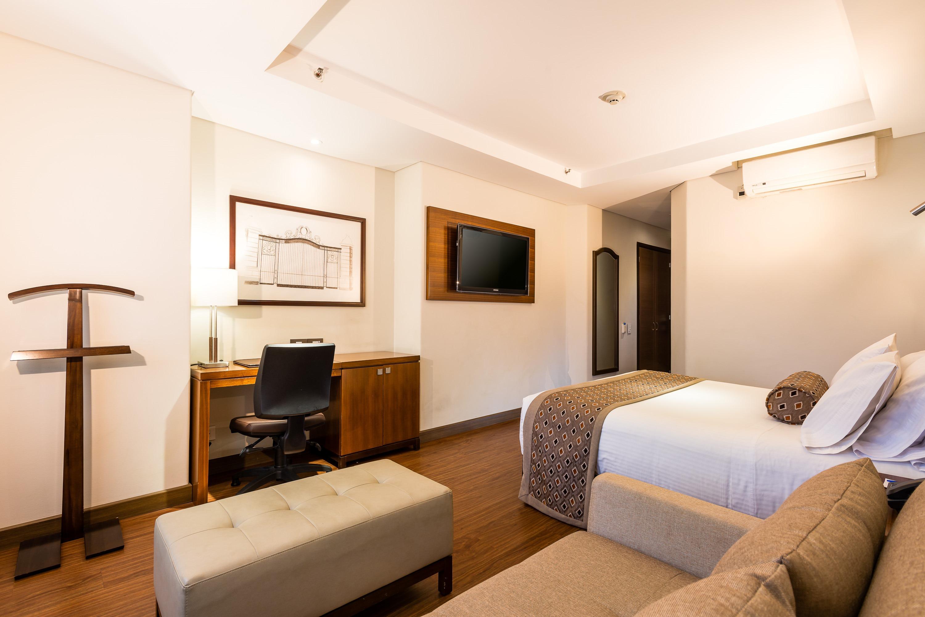 Hotel Dann Carlton Bogota Exterior photo Suite