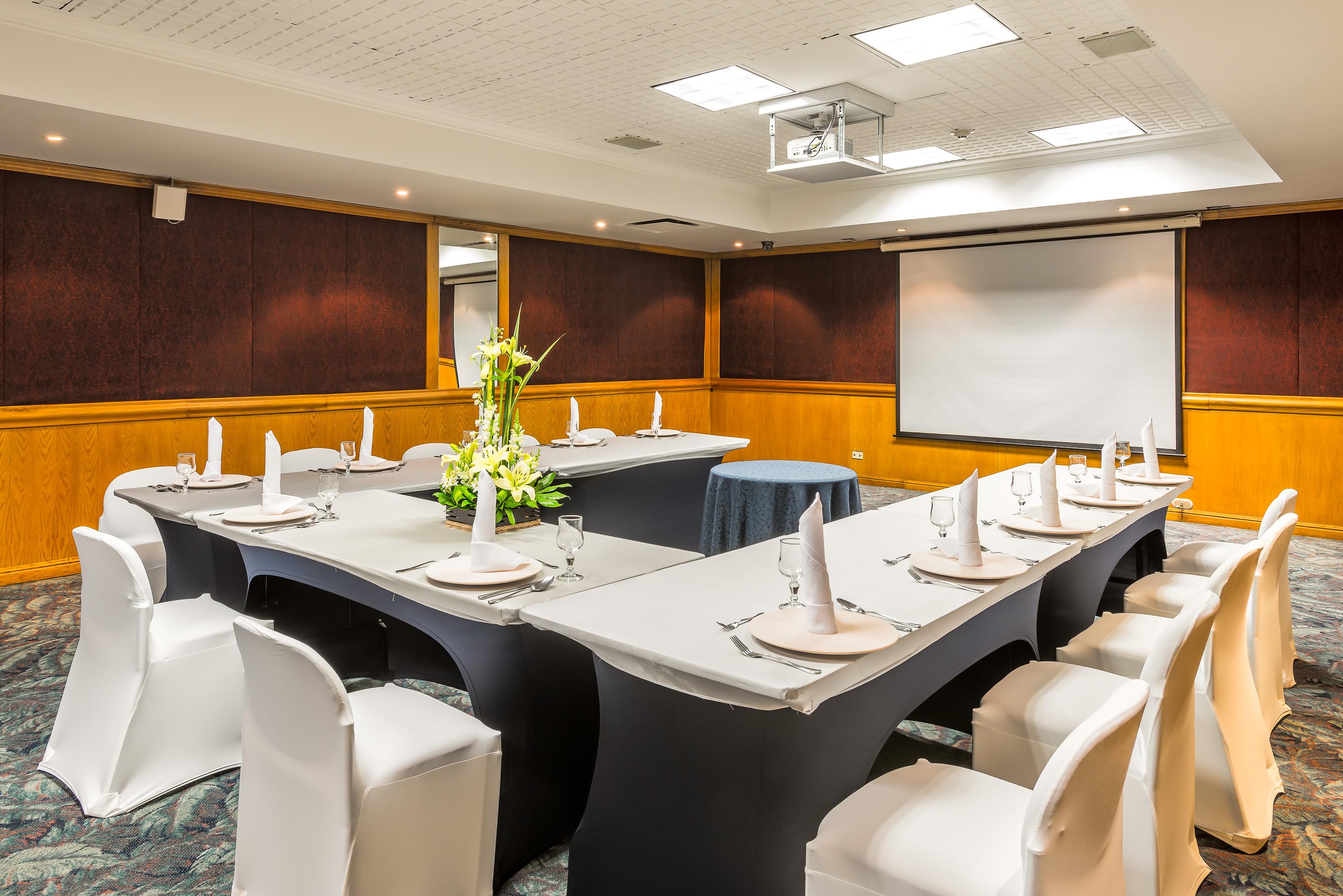 Hotel Dann Carlton Bogota Exterior photo Meeting room