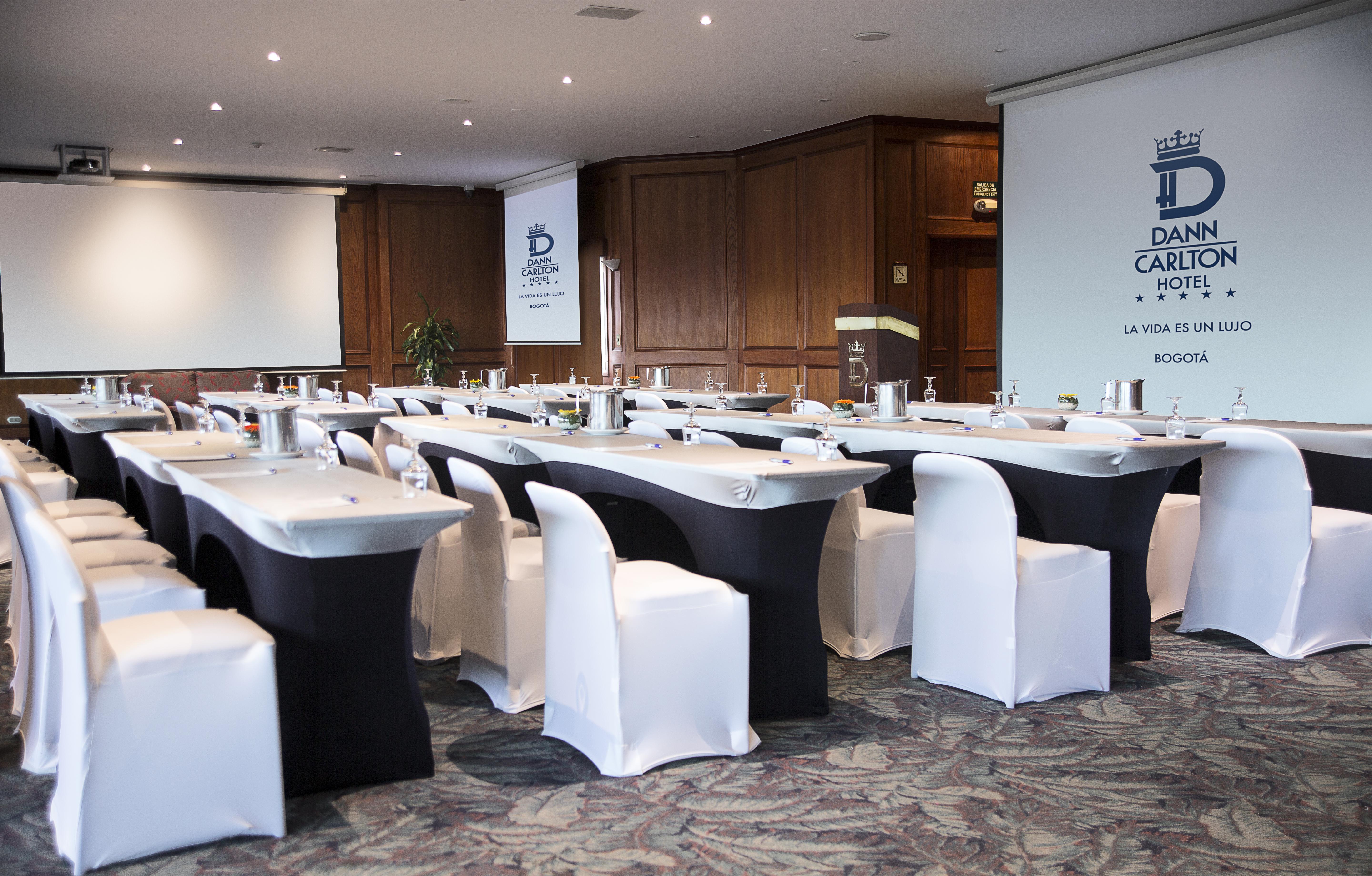 Hotel Dann Carlton Bogota Exterior photo Meeting room
