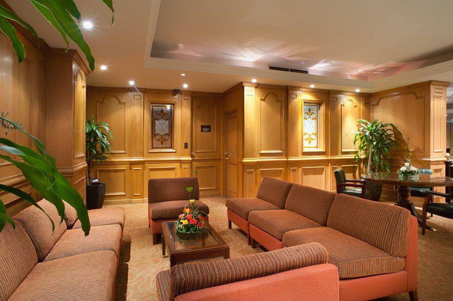 Hotel Dann Carlton Bogota Interior photo The lounge at the airport